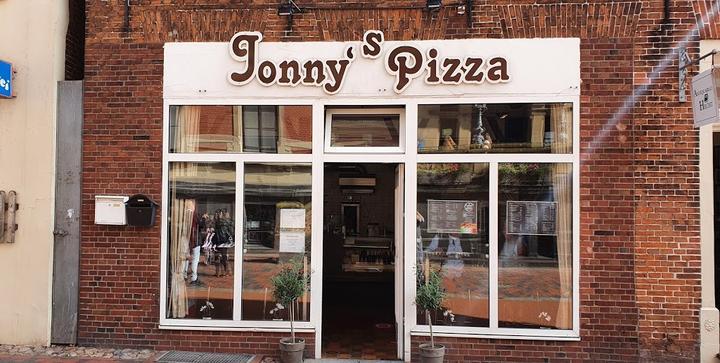 Jonny's Pizza